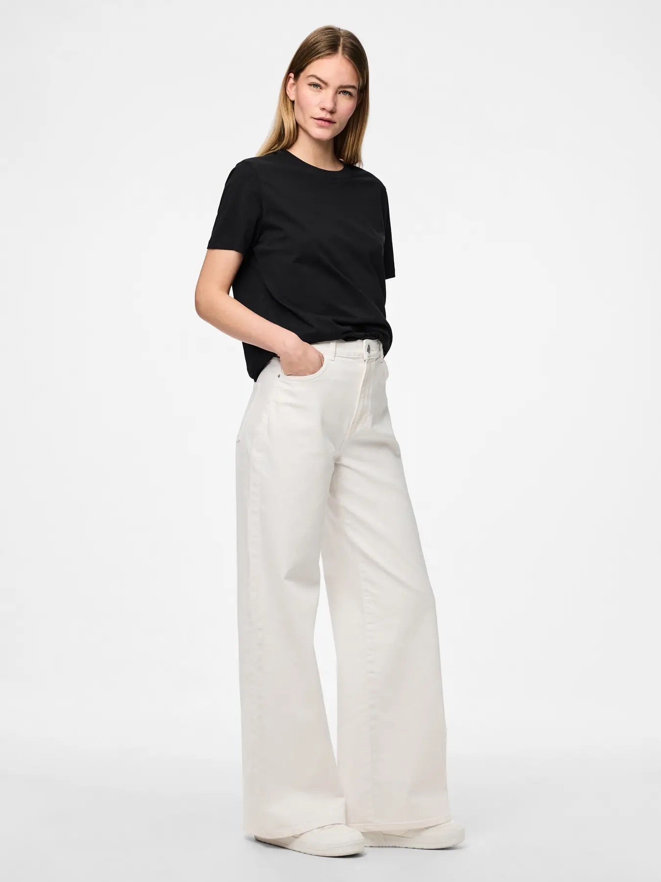 Wide Leg White Jeans