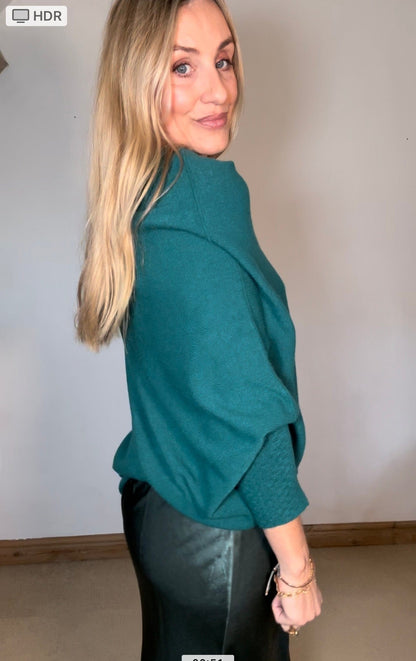 Asymmetric Jumpers