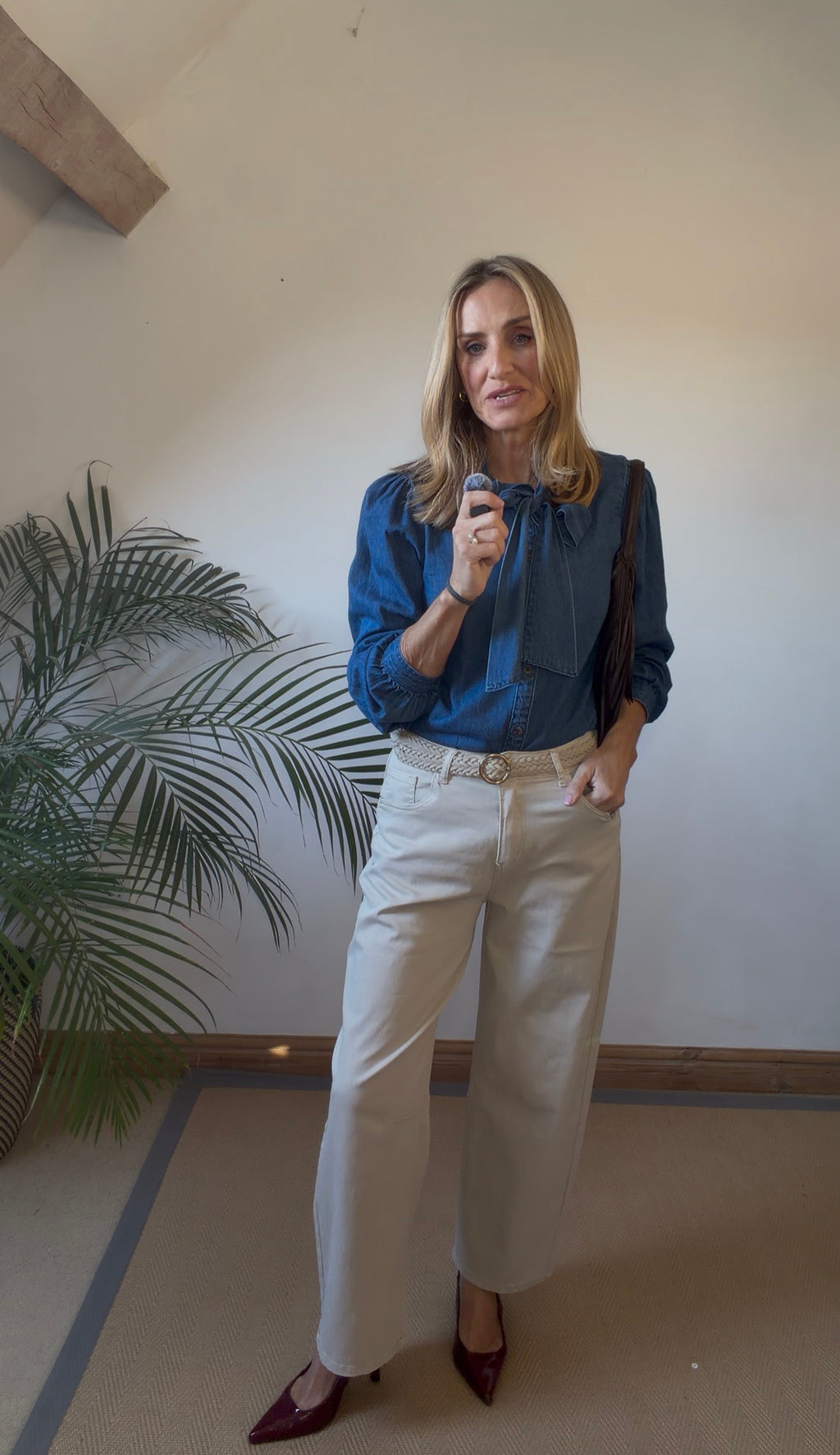 Slim Barrel Chinos