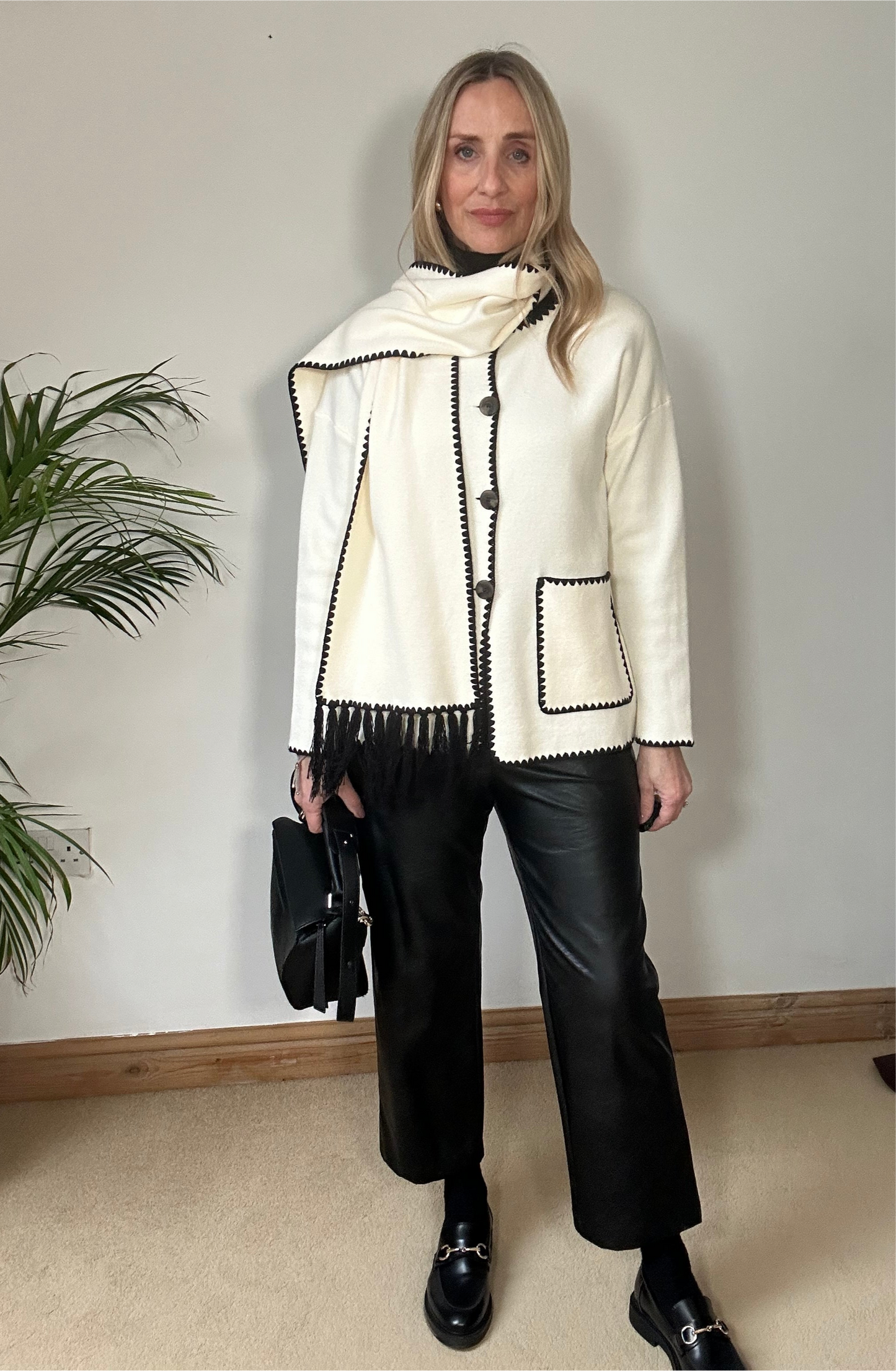 Knitted Jacket with Scarf - cream