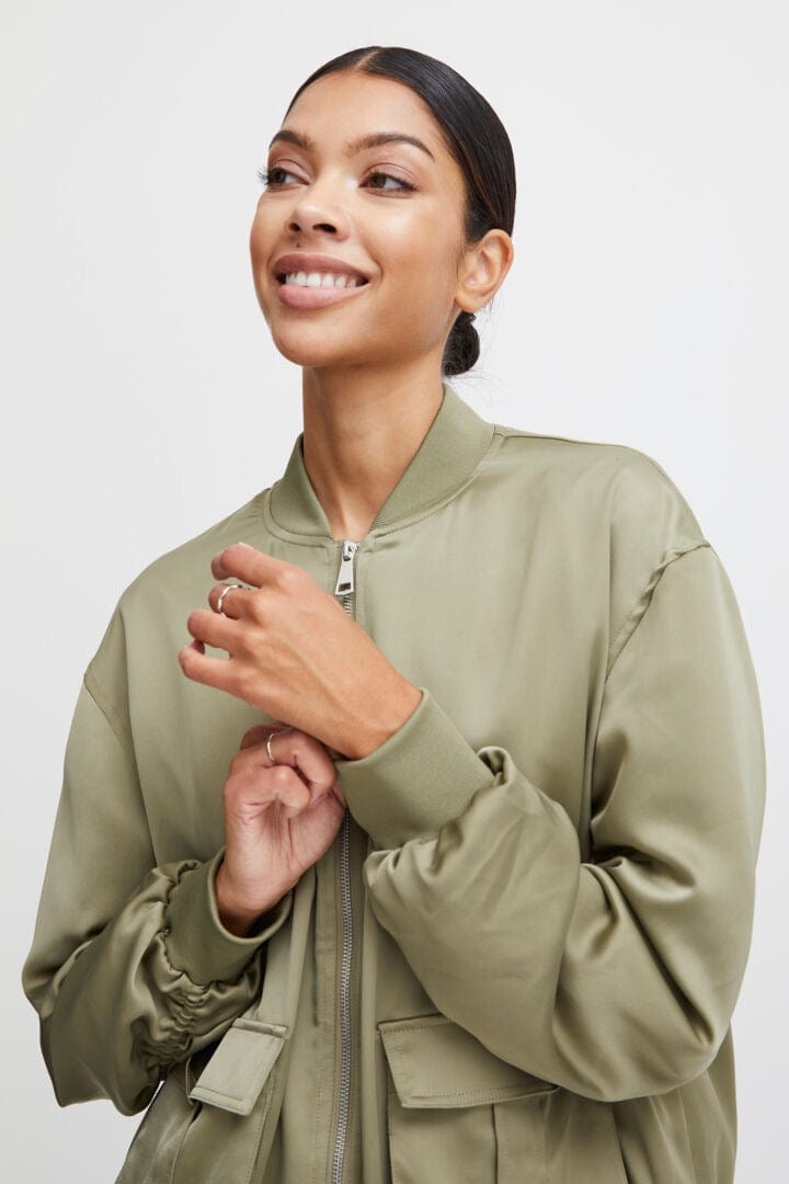 Silky Bomber