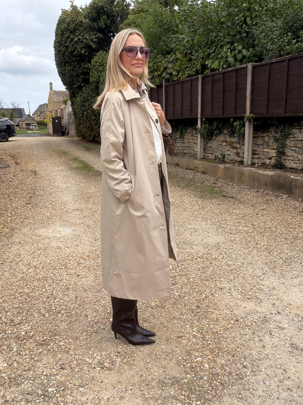 Relaxed Fit Lightweight Mac