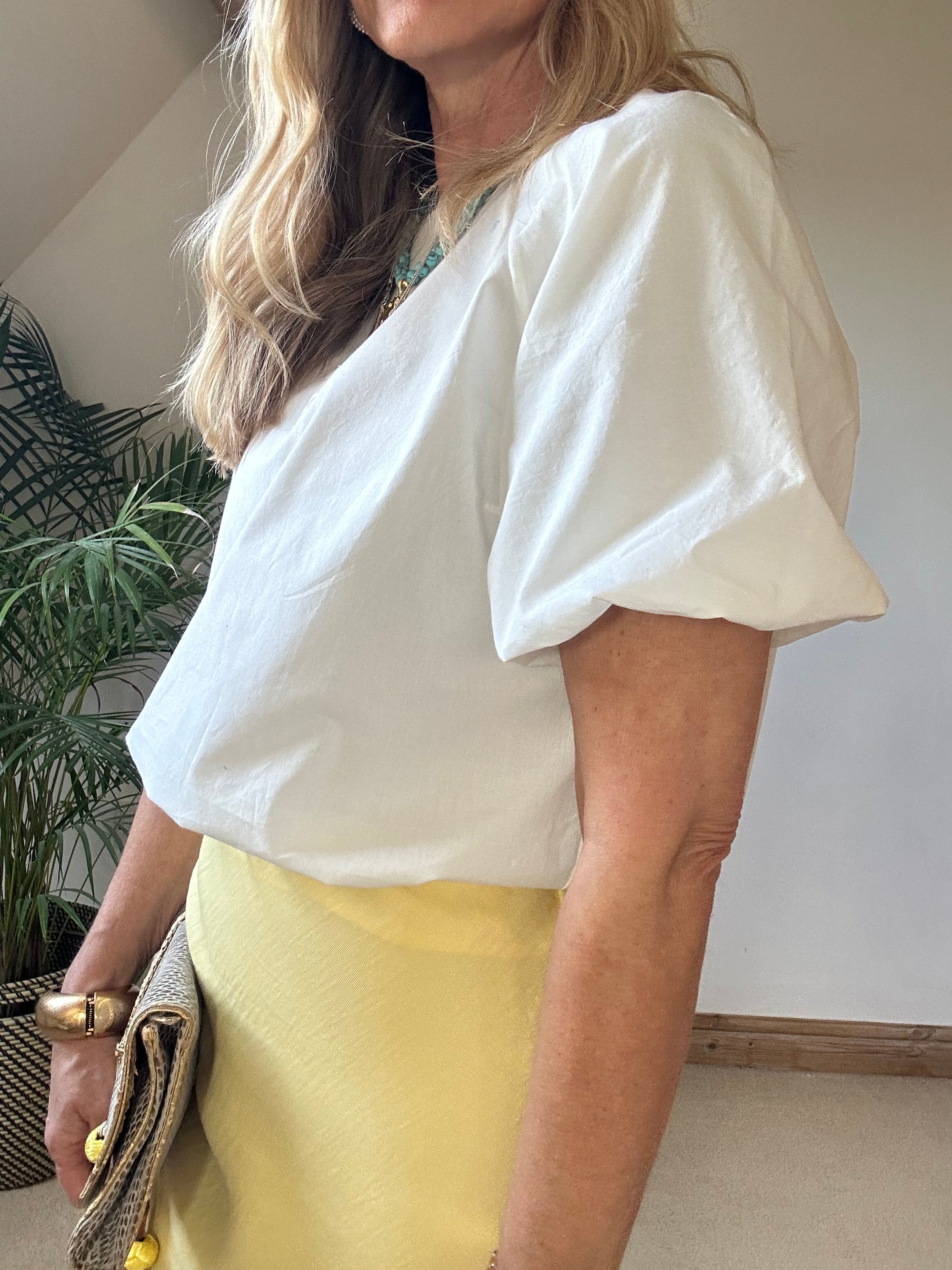 Cotton Top With Puff Sleeves