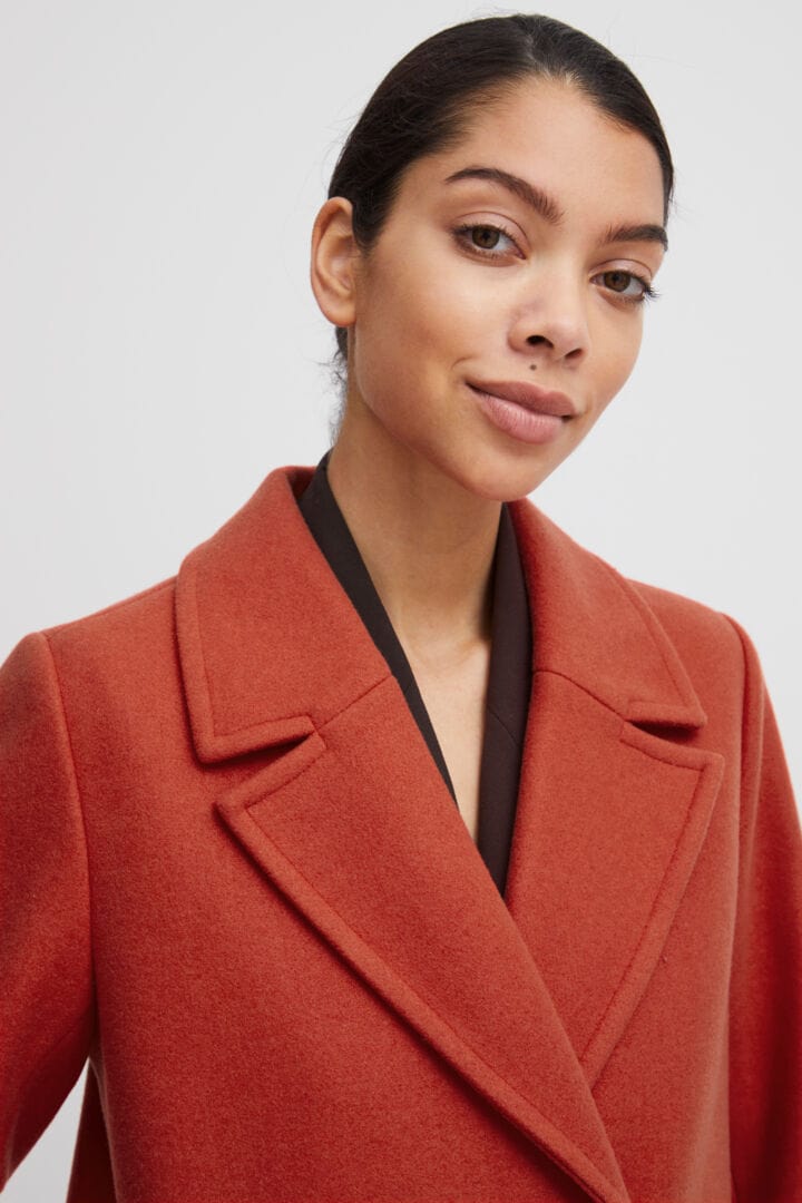 Aurus Red Coat
