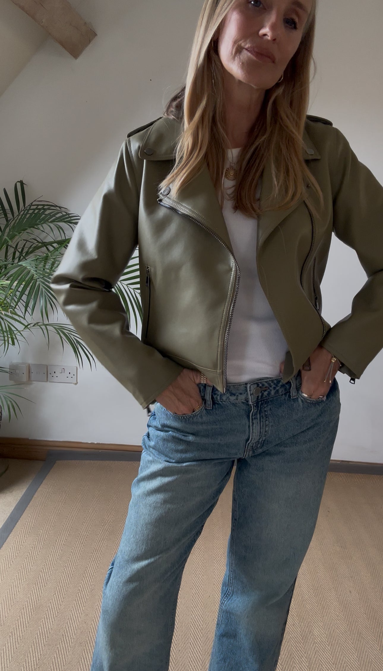 Biker Jacket - Aloe