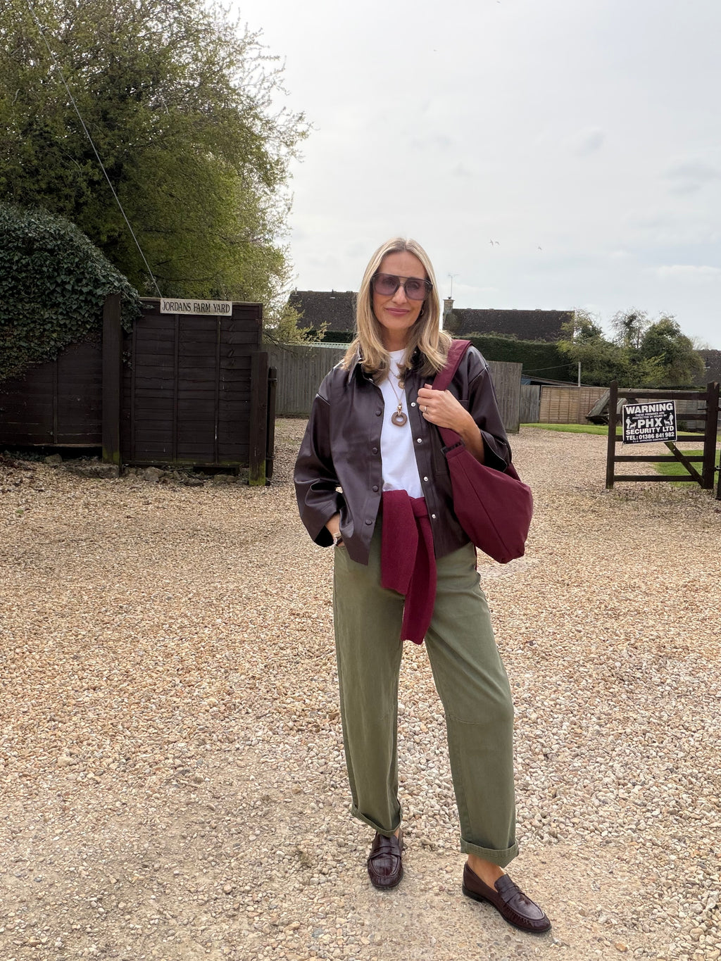 Slim Barrel Chinos