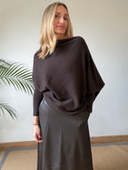 Asymmetric Jumpers