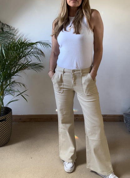 Wide Leg Jeans With Pocket - stone
