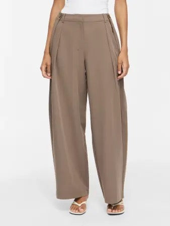 Pleated Trousers