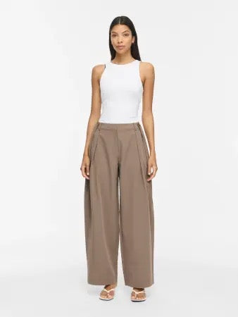 Pleated Trousers