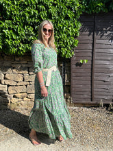 Load image into Gallery viewer, Green Floral Blouse
