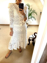 Load image into Gallery viewer, Crochet Skirt - Off White
