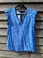 Load image into Gallery viewer, Ultramarine frill sleeve blouse
