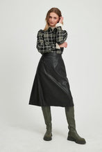 Load image into Gallery viewer, Faux leather A line skirt
