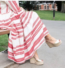 Load image into Gallery viewer, Aztec maxi dress - Red
