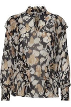Load image into Gallery viewer, Scandi Blouse
