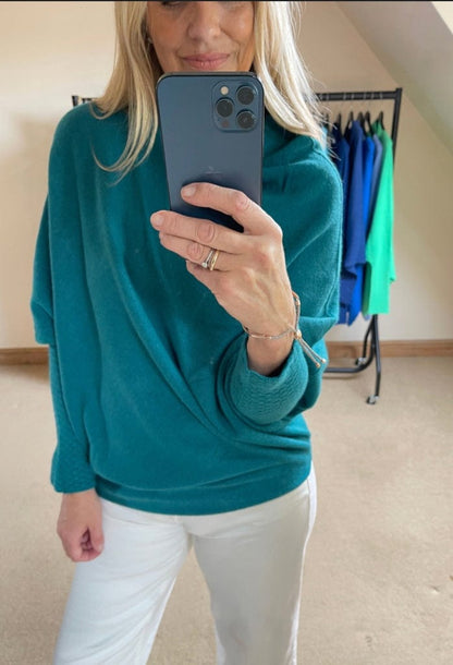Asymmetric Jumpers