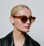 Jolie - Smoke Transparent