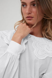 Broderie Anglais collar blouse