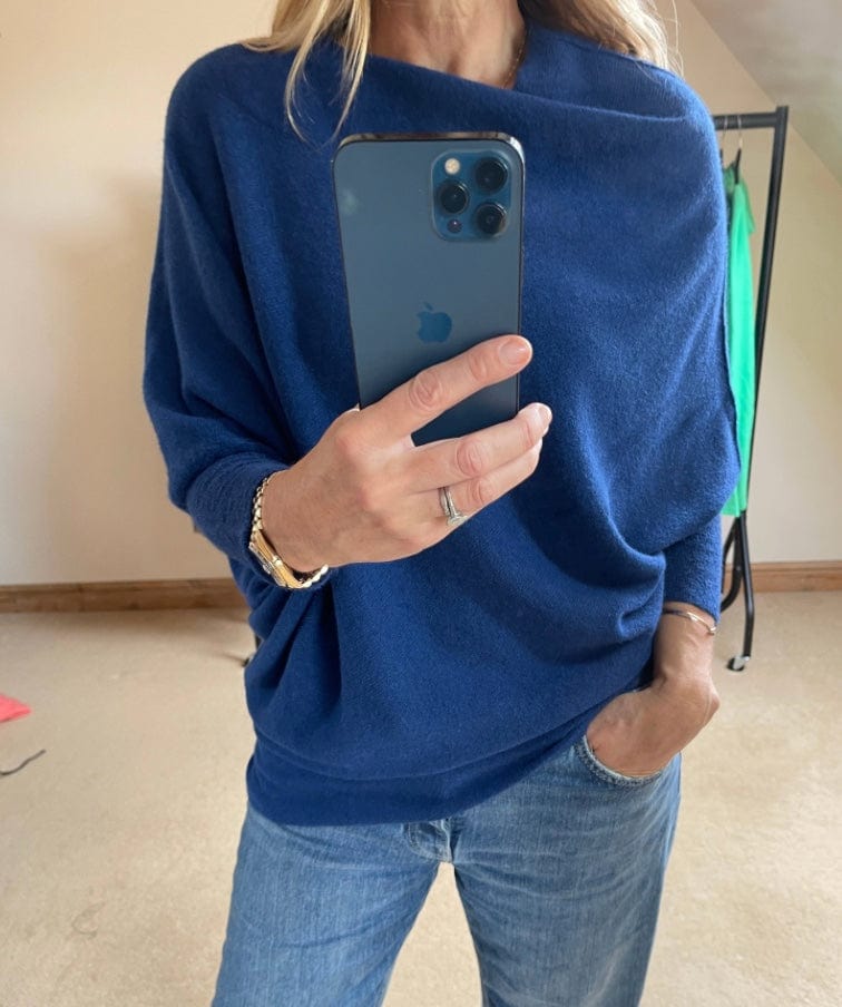 Asymmetric Jumpers