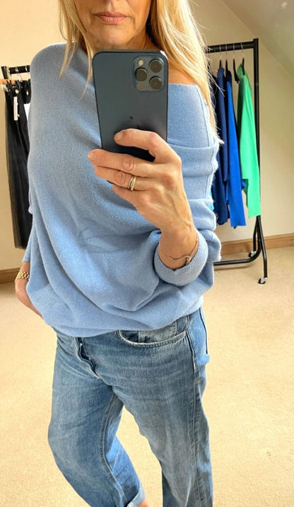 Asymmetric Jumpers