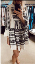 Load image into Gallery viewer, Aztec mini dress - Black
