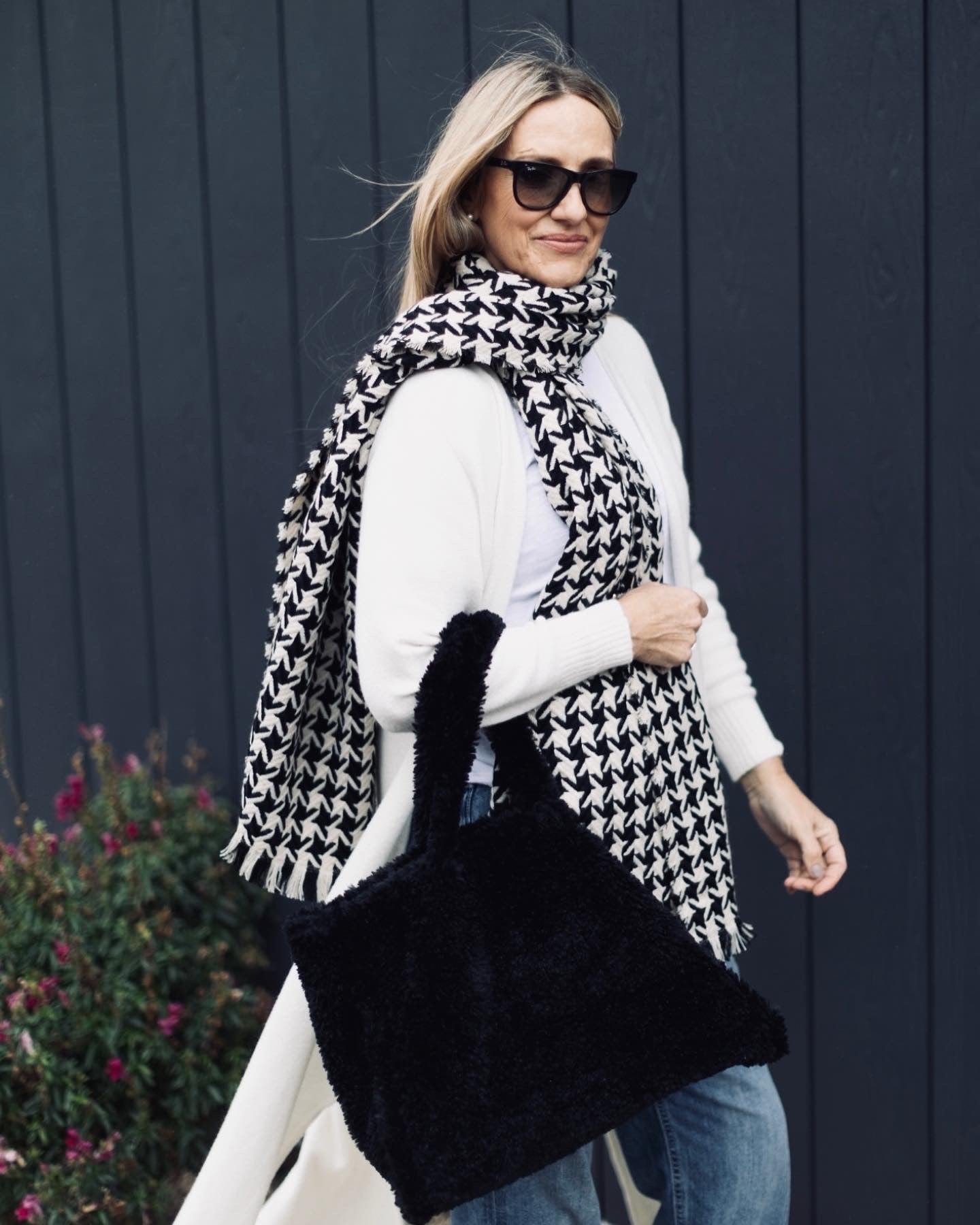 Dog Tooth Check Scarf