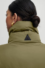 Load image into Gallery viewer, Quilted Coat  - Olive Green
