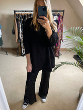 Load image into Gallery viewer, Sequin Trousers
