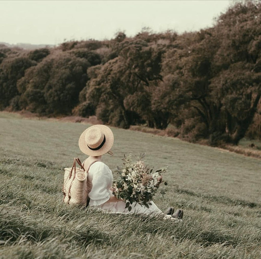 Straw Back Pack - Basket shape
