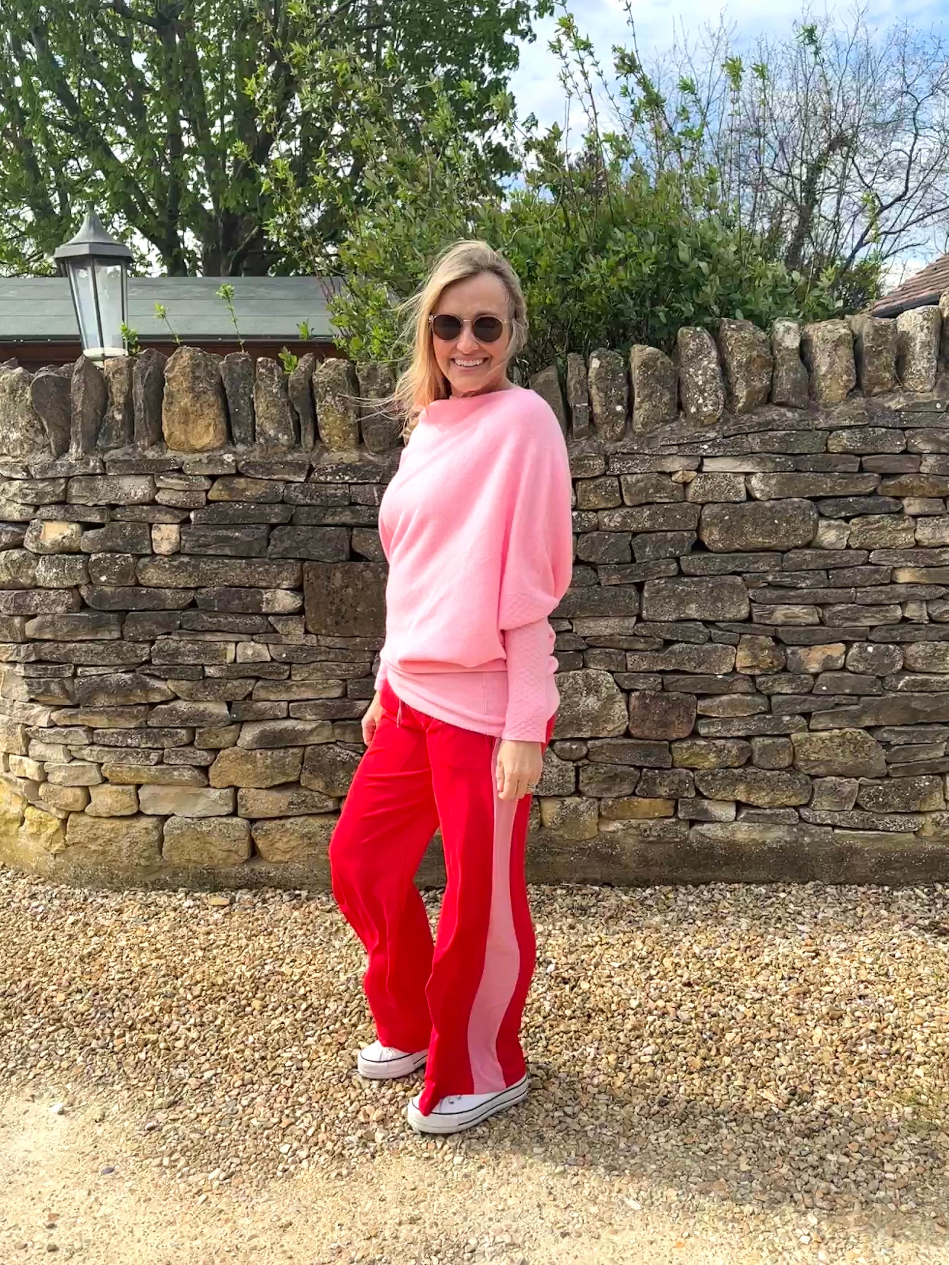 Red pants discount with pink stripe