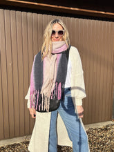 Load image into Gallery viewer, Long cardigan with lantern sleeves
