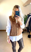Load image into Gallery viewer, Brown coated Leggings
