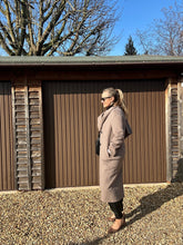 Load image into Gallery viewer, Scarf, Shawl Collar Coat

