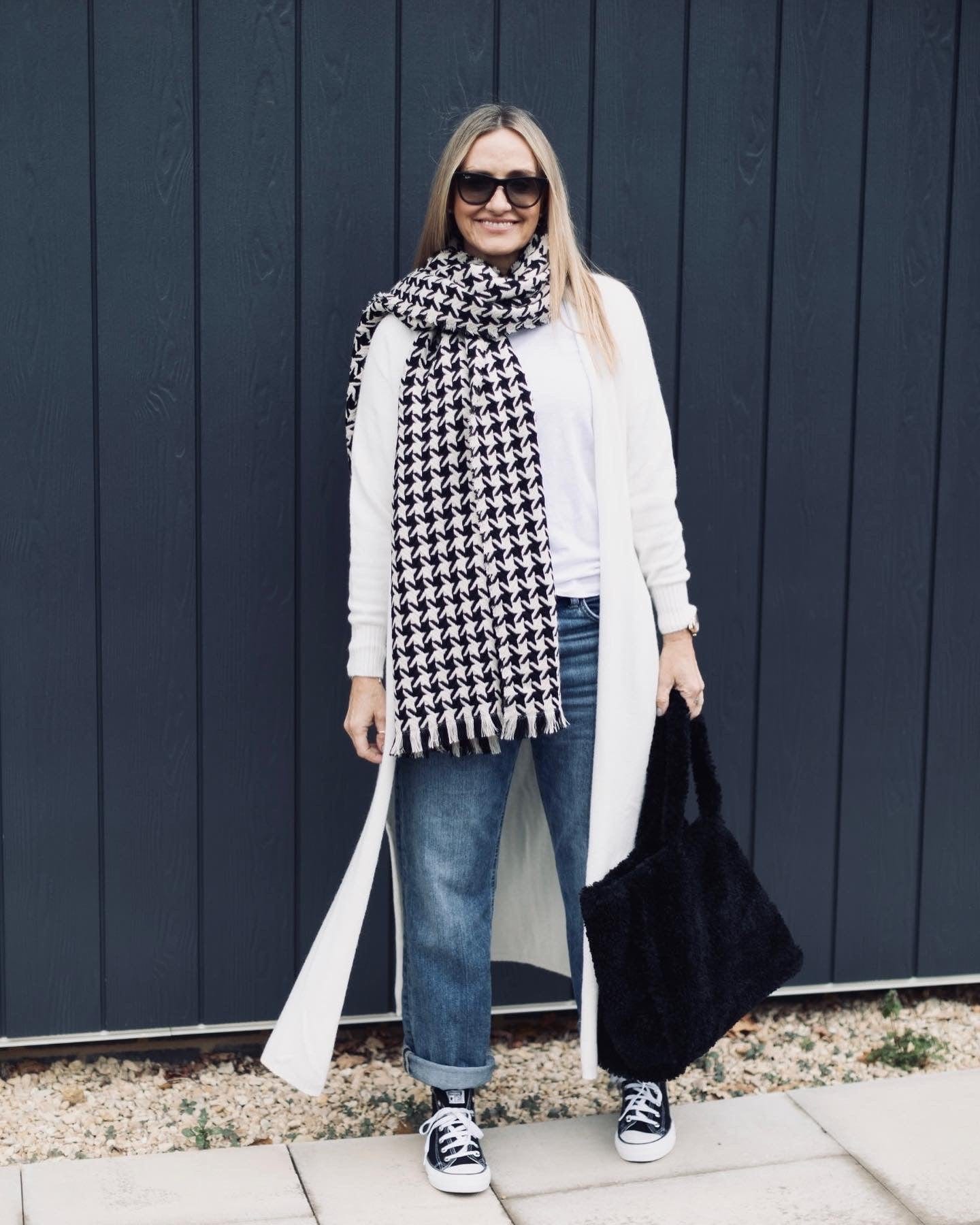 Dog Tooth Check Scarf