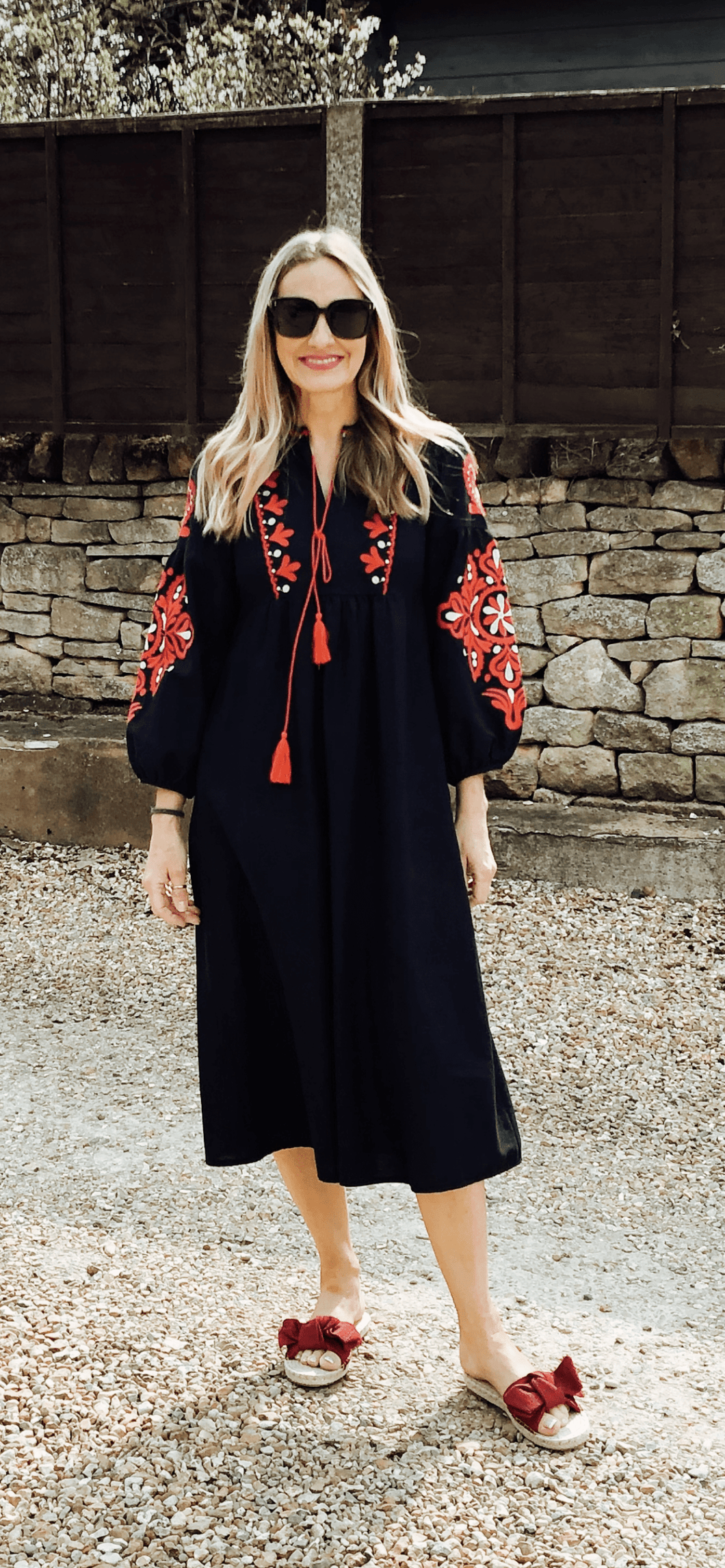 Ukranian style embroidered dress - navy