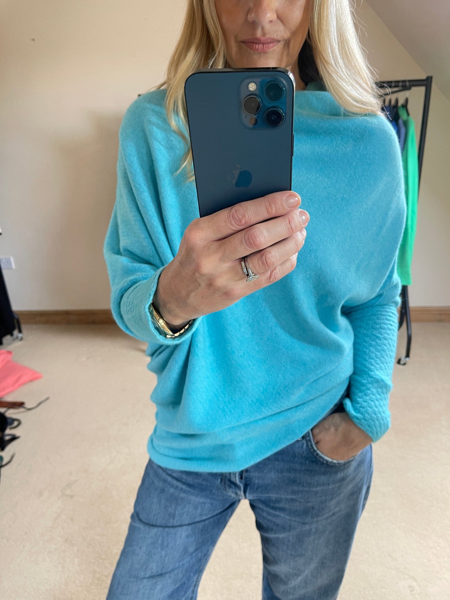 Asymmetric Jumpers